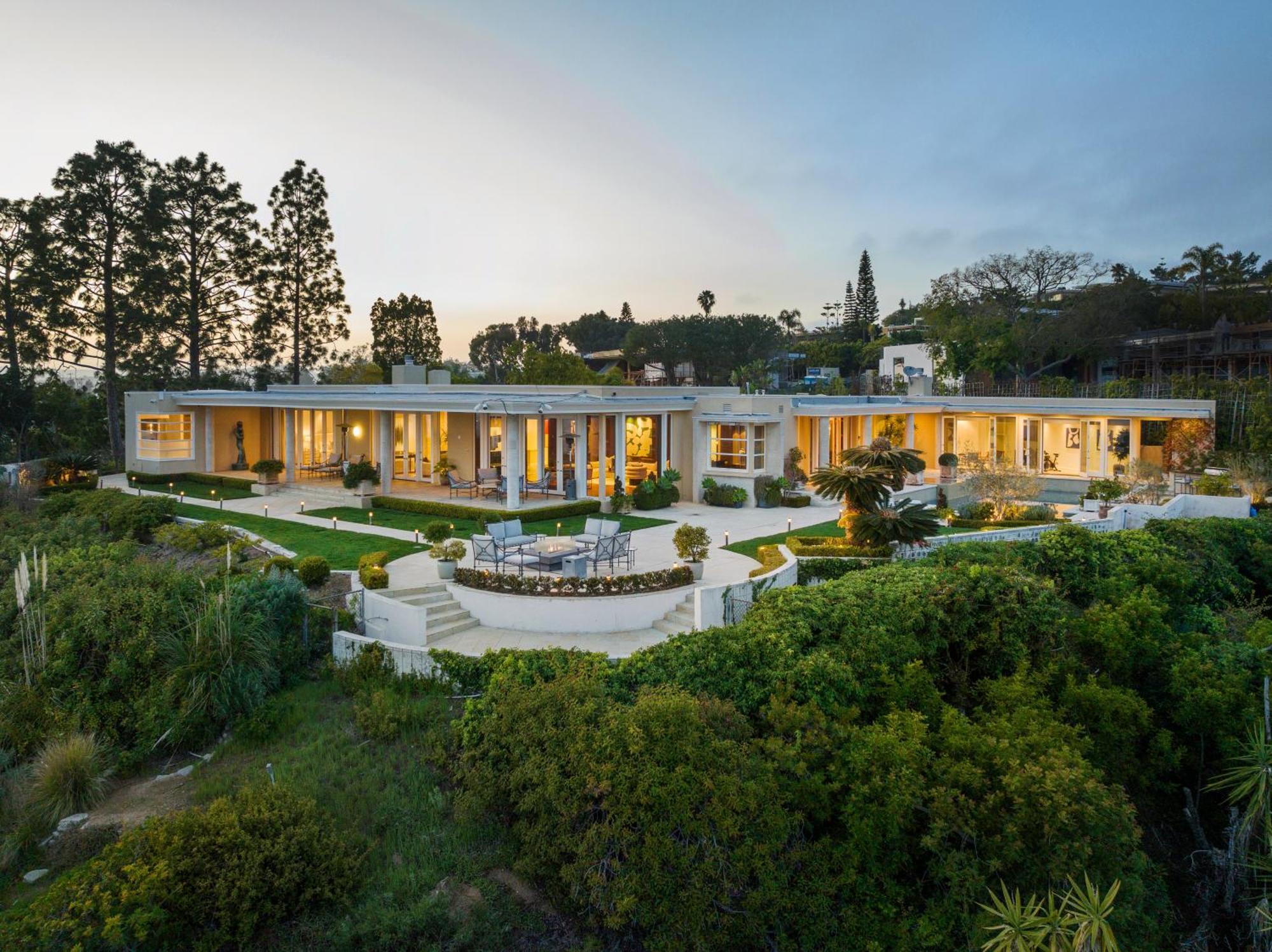 Trousdale Grand Villa ลอสแอนเจลิส ภายนอก รูปภาพ